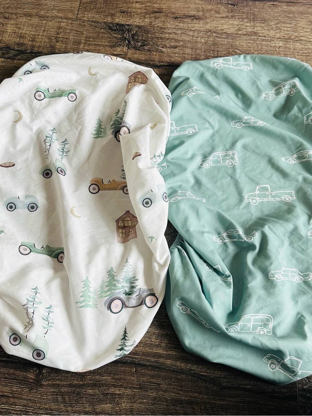 4/$15 🔥Set of 2 Like New Baby Bassinet Sheets - Car Prints 32"x16"